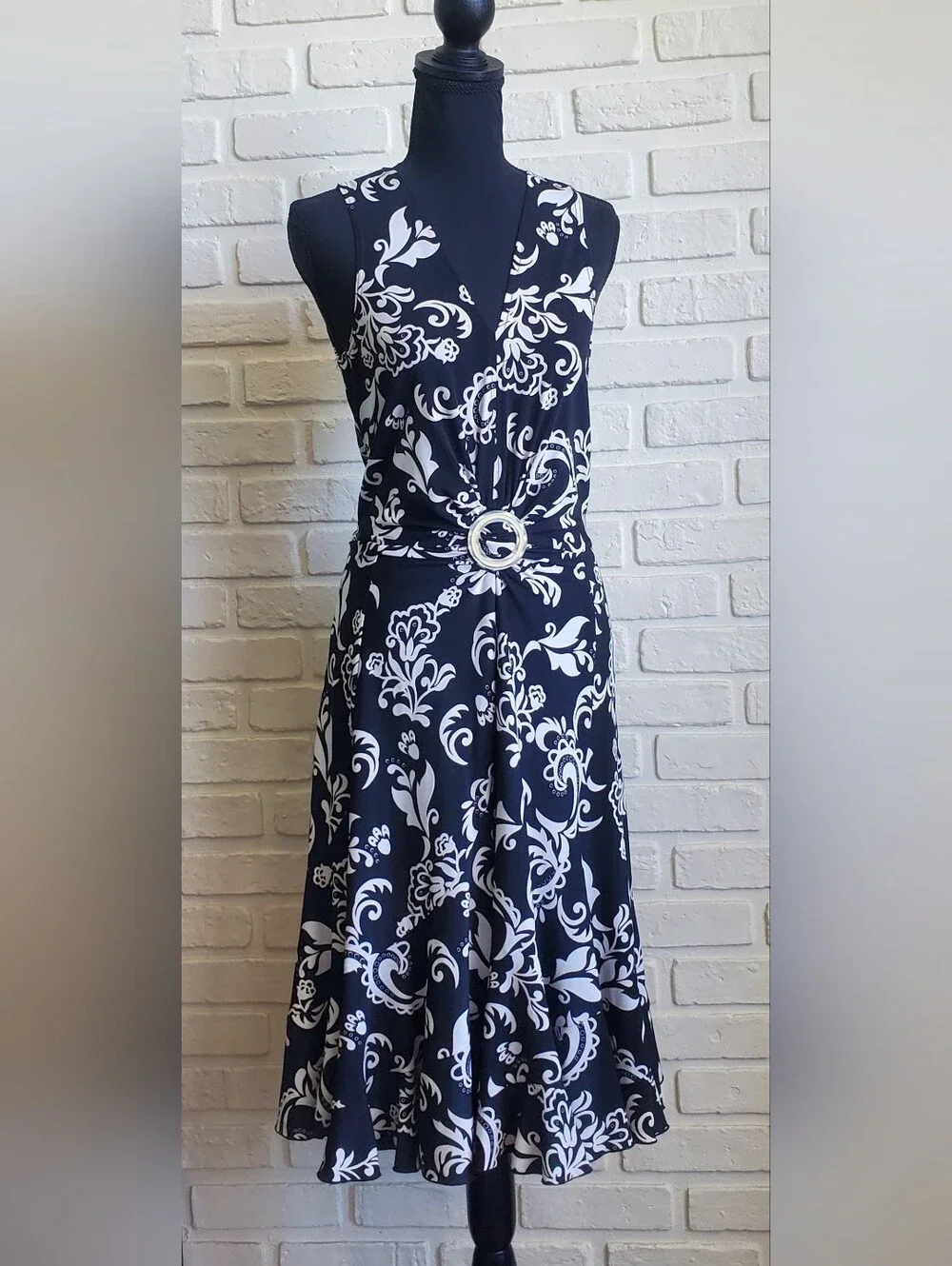 Joseph Ribkoff Floral Paisley Ring Buckle Dress Black White Flowy Ruffle Hem - Picture 2 of 15
